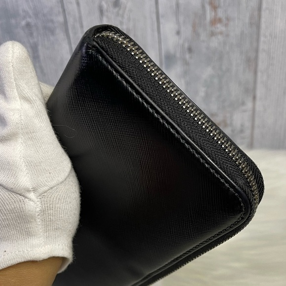 SALVATORE FERRAGAMO continental zip leather wallet in black - Picture 6 of 17